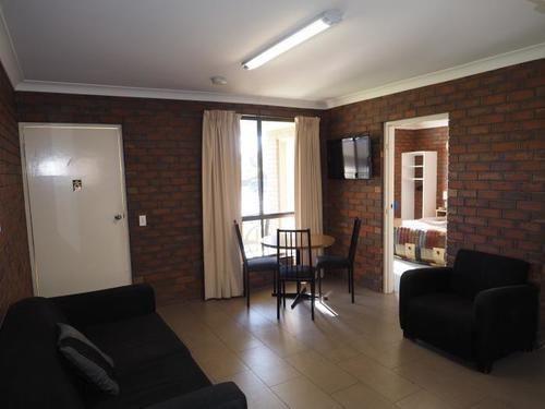 Jacaranda Holiday Units Swan Hill Bagian luar foto